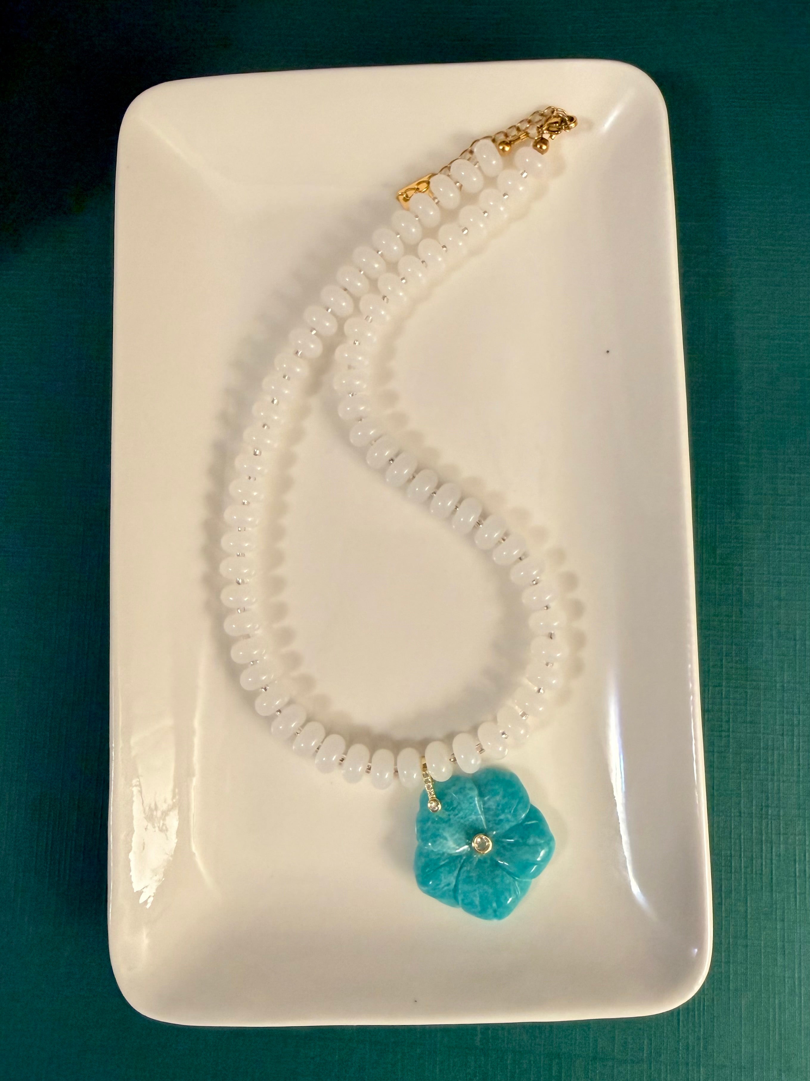 Aura Aqua Necklace
