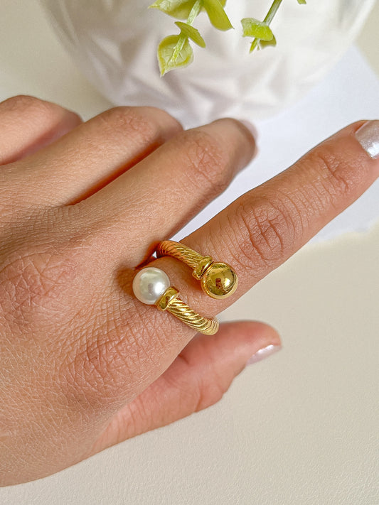 Mom Pearl Ring