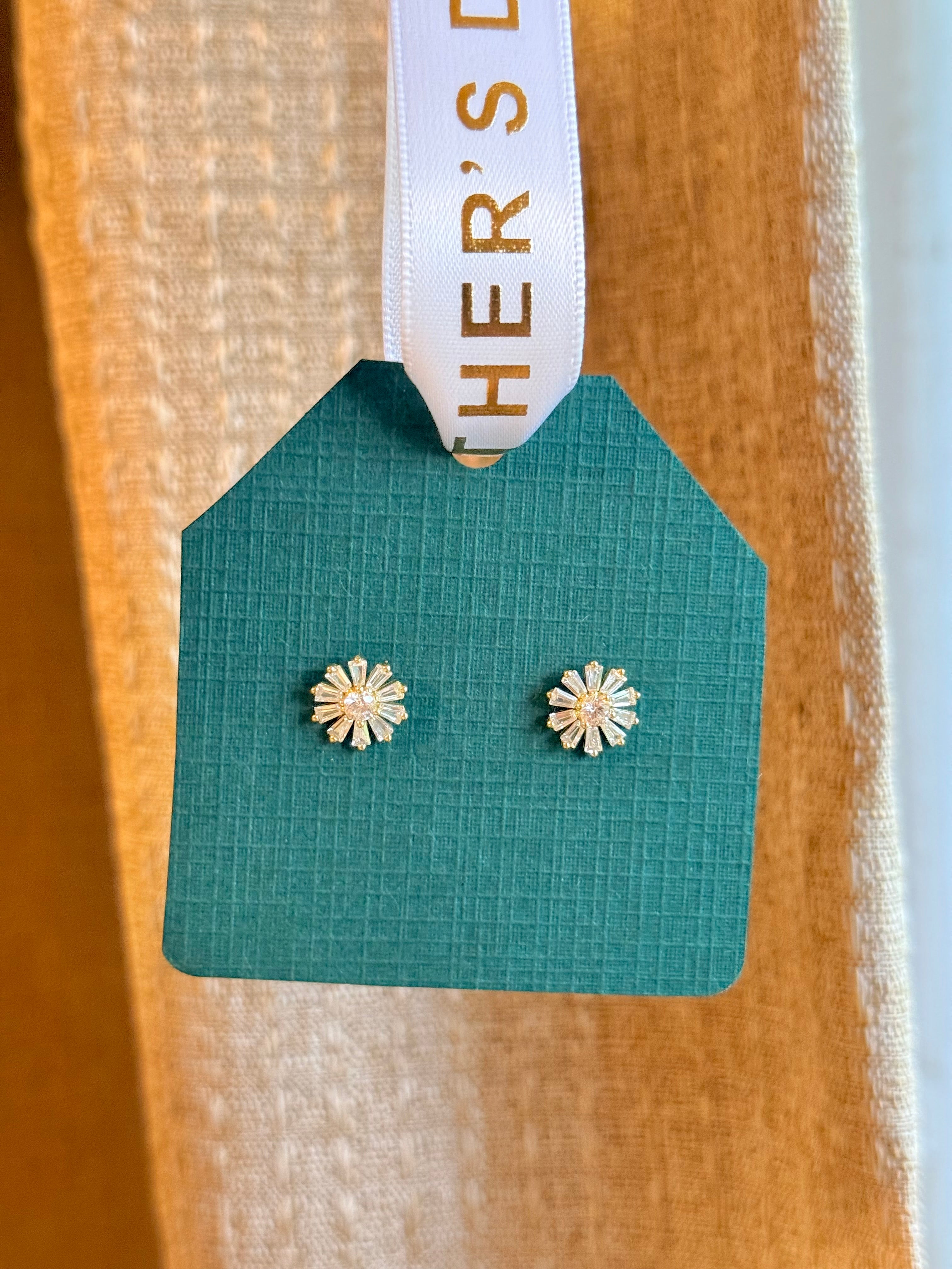Daisy Gold Earrings
