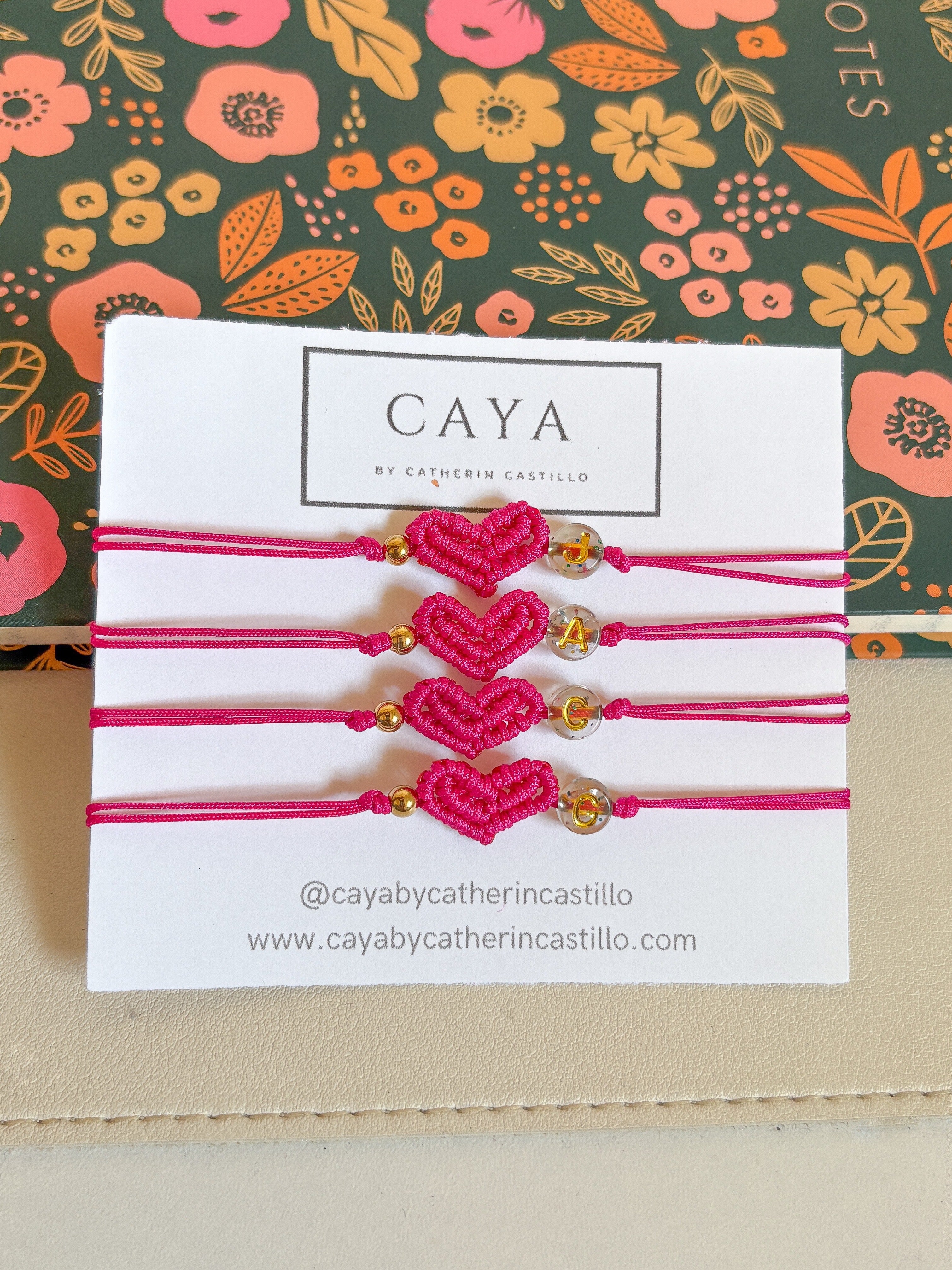 Corazón en Nudos Bracelet